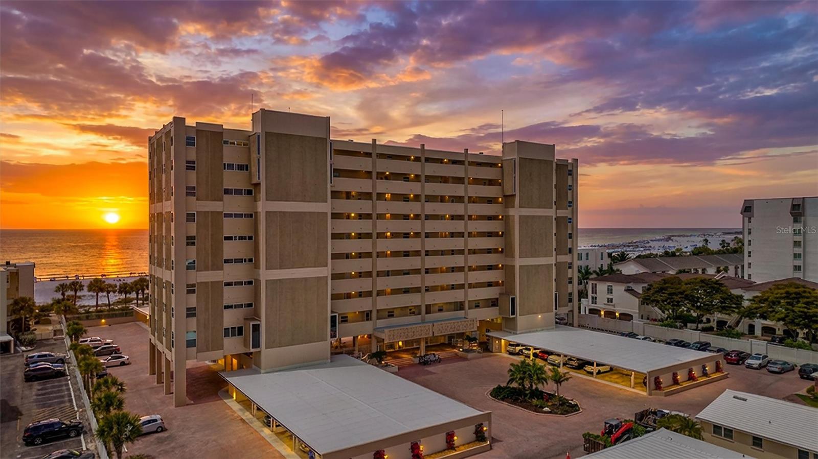 HORIZONS WEST - Residential