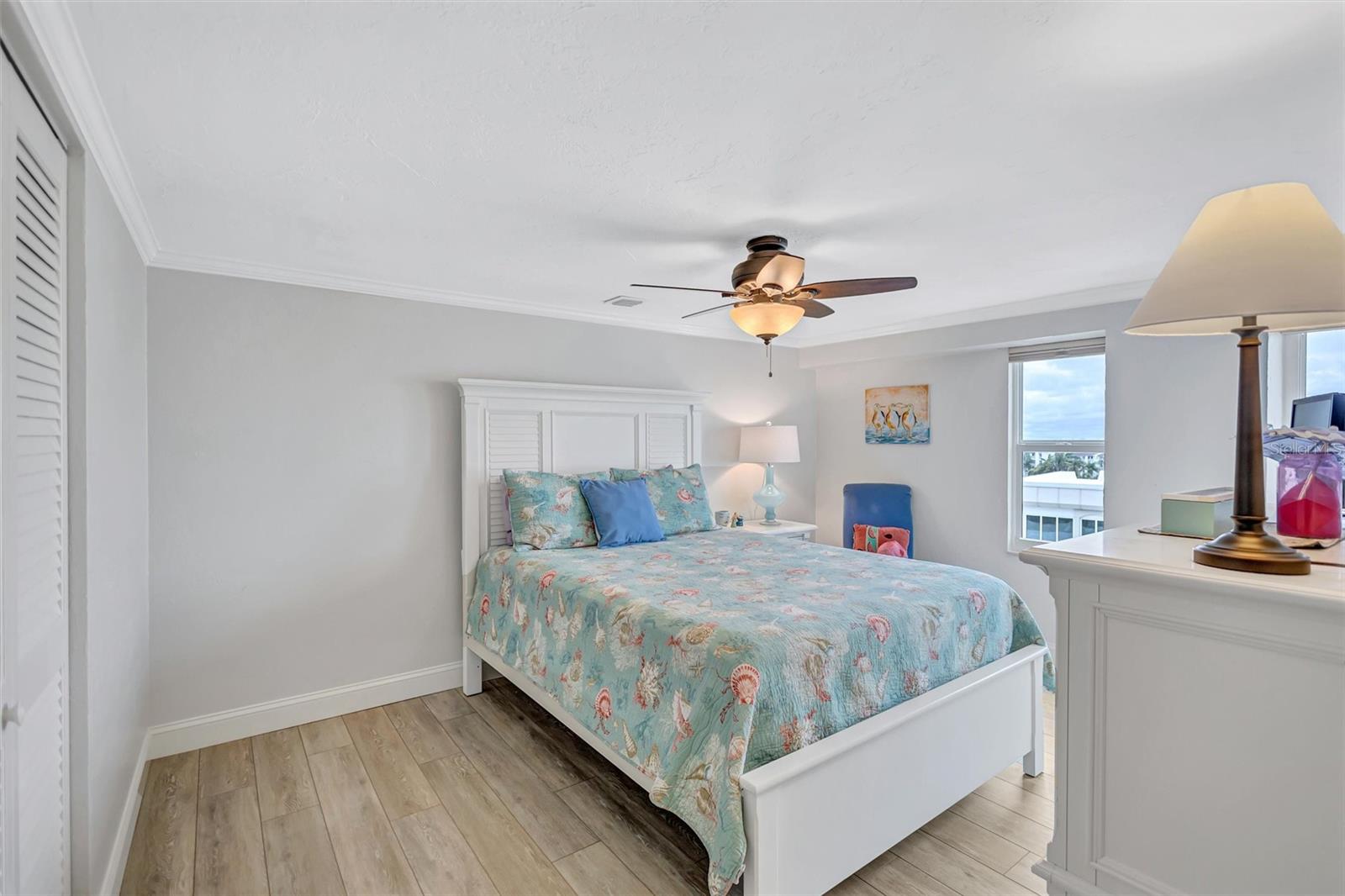 HORIZONS WEST - Residential