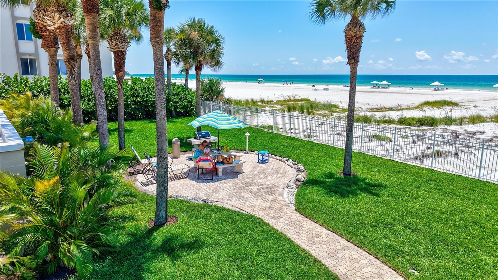 HORIZONS WEST - Residential