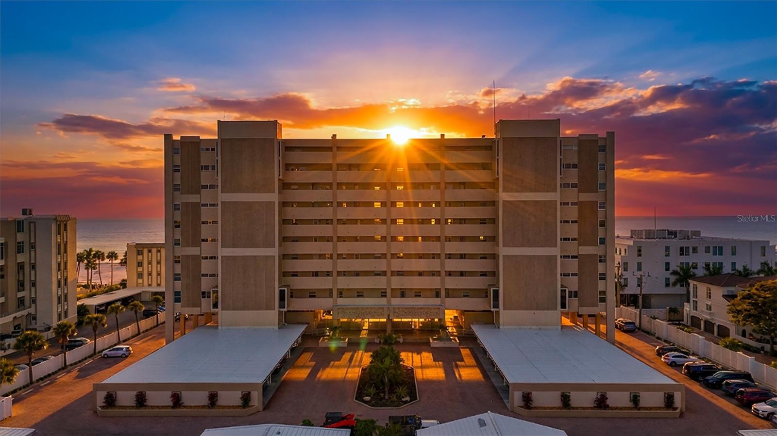 HORIZONS WEST - Residential