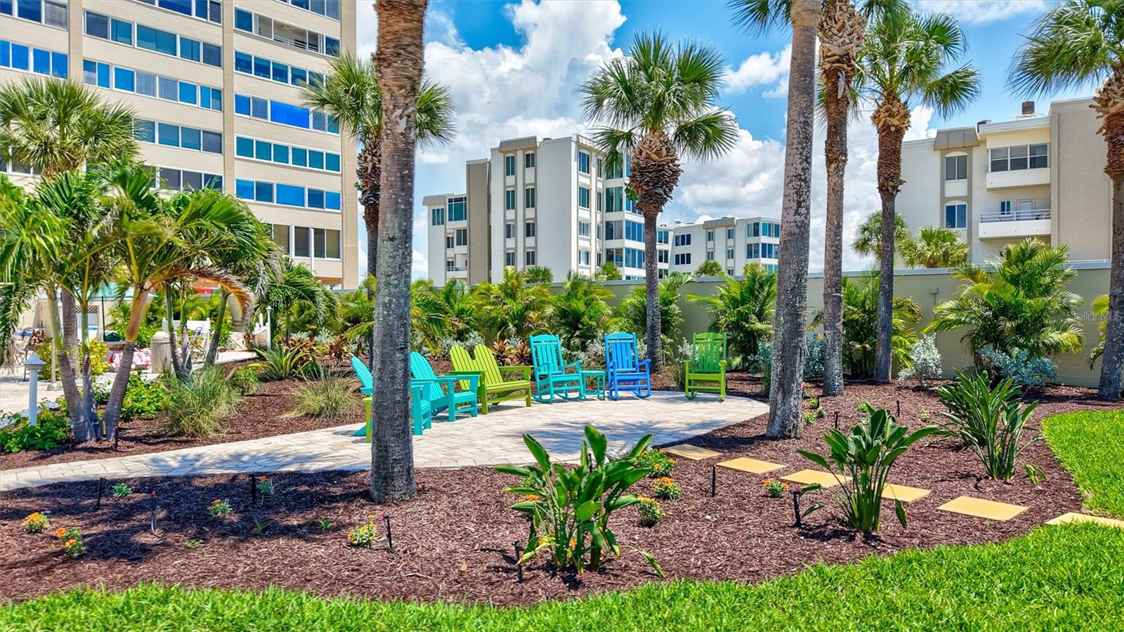 HORIZONS WEST - Residential