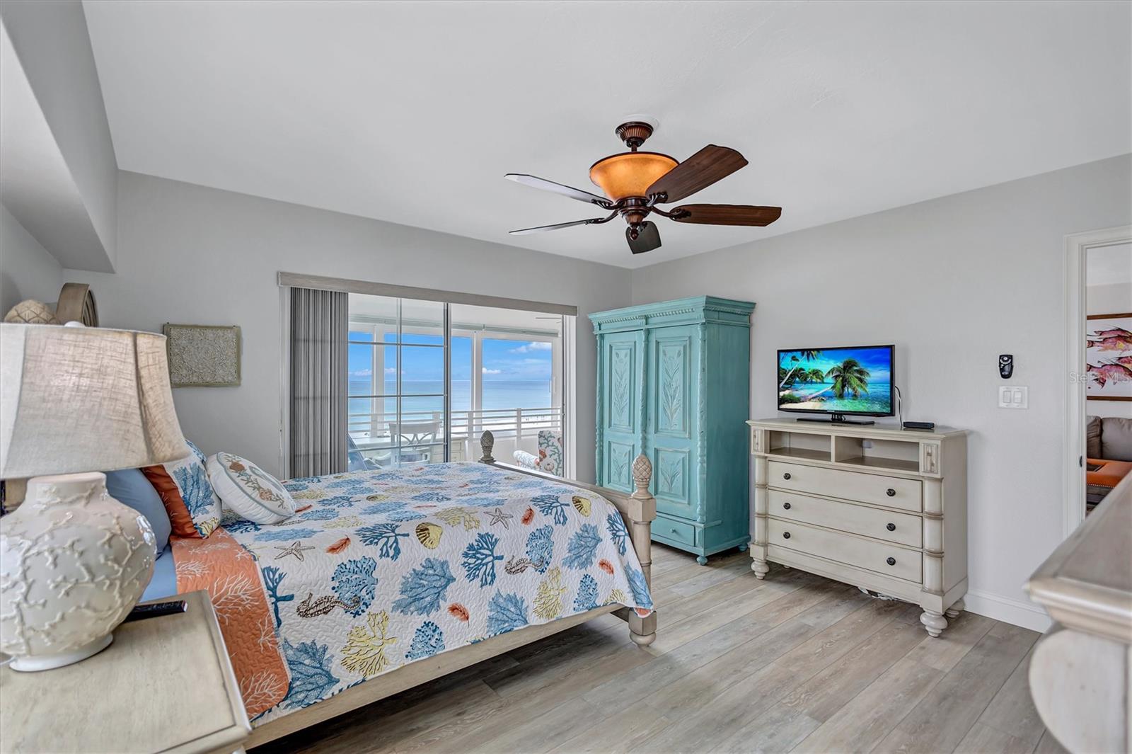 HORIZONS WEST - Residential