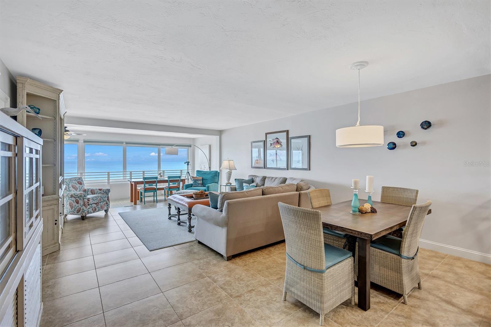 HORIZONS WEST - Residential