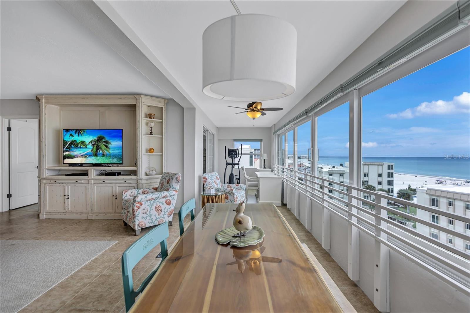 HORIZONS WEST - Residential