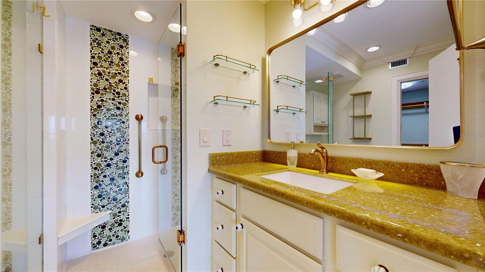BEAU MONDE CONDO - Residential
