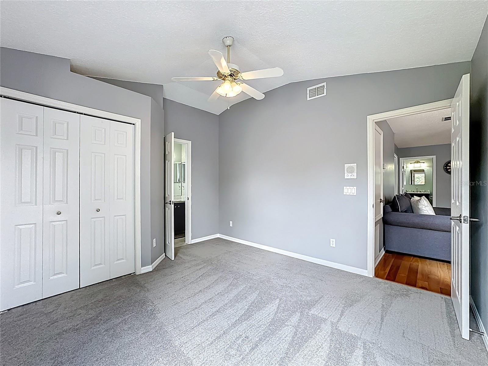 VILLAGES AT KINGSBRIDGE WEST TR B-2 - Residential