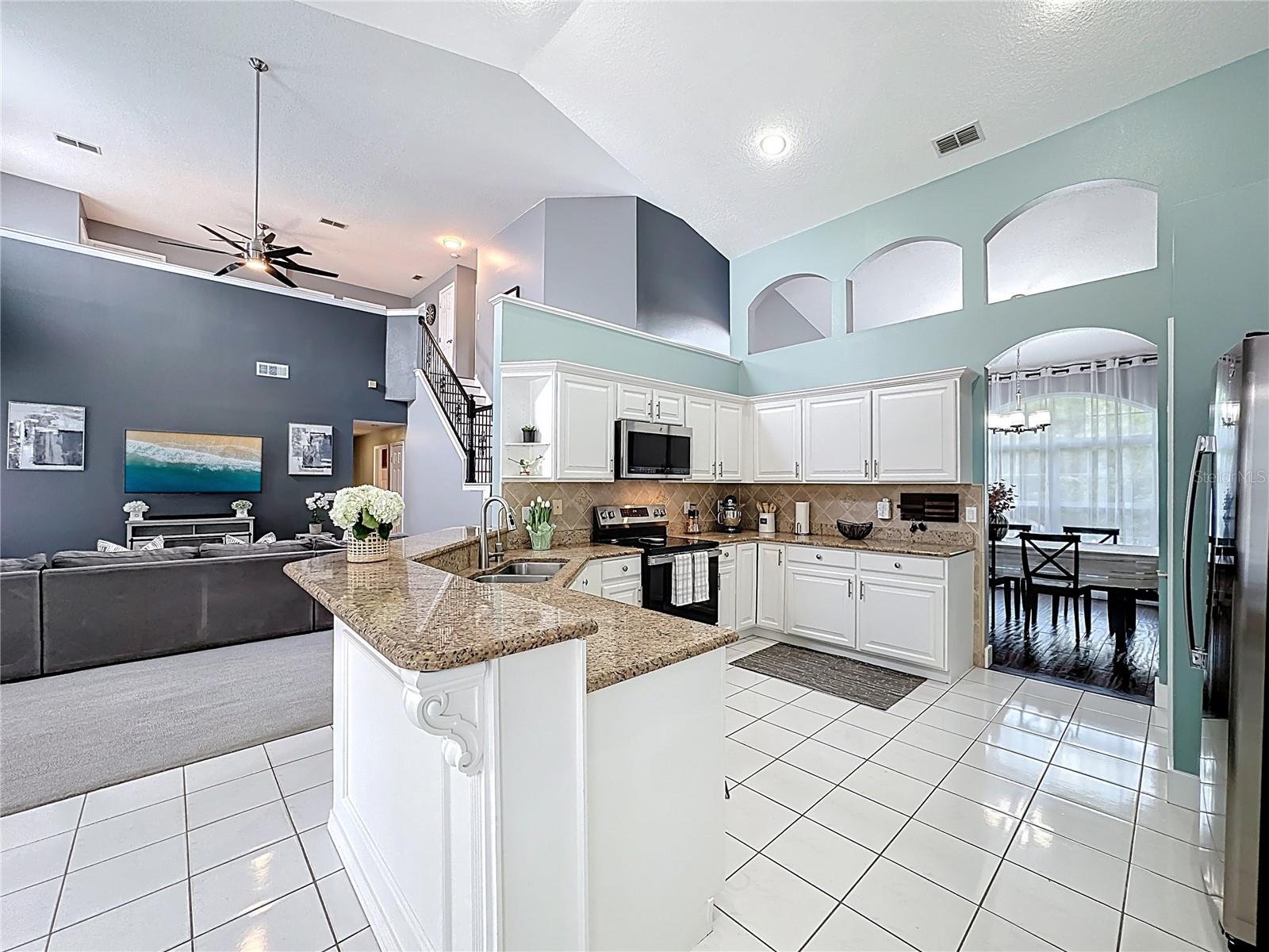 VILLAGES AT KINGSBRIDGE WEST TR B-2 - Residential