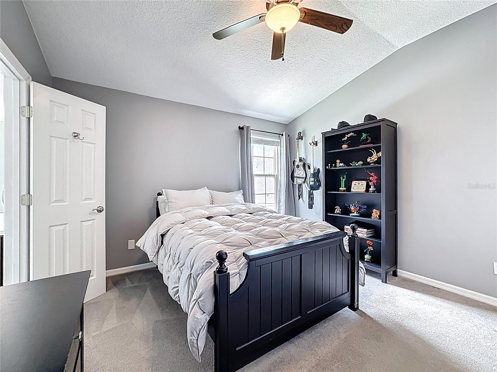 VILLAGES AT KINGSBRIDGE WEST TR B-2 - Residential