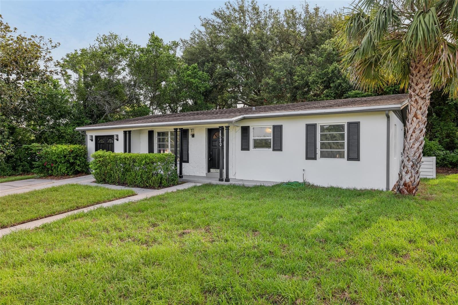 1320 E LOMBARDY DRIVE