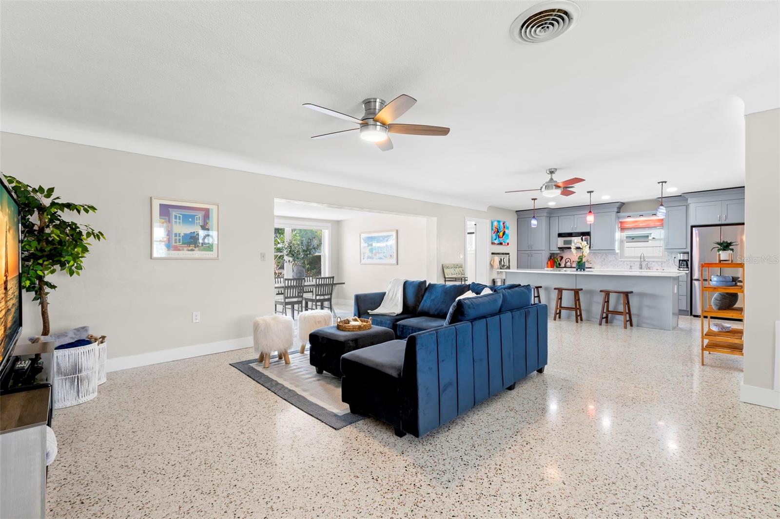 SOUTH CSWY ISLE 2ND ADD - Residential Lease