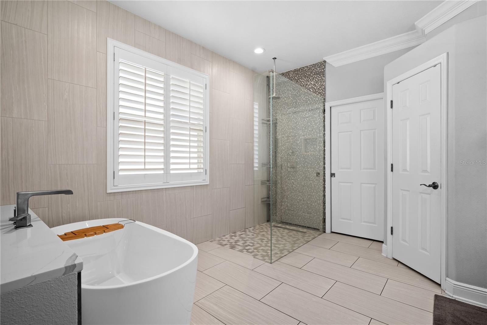 CARROLLWOOD PRESERVE - Residential