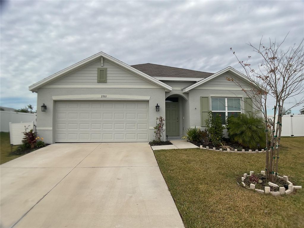 Photo of 2201 Grand Flora Trail, Bradenton, FL 34208 (MLS # C7502081)