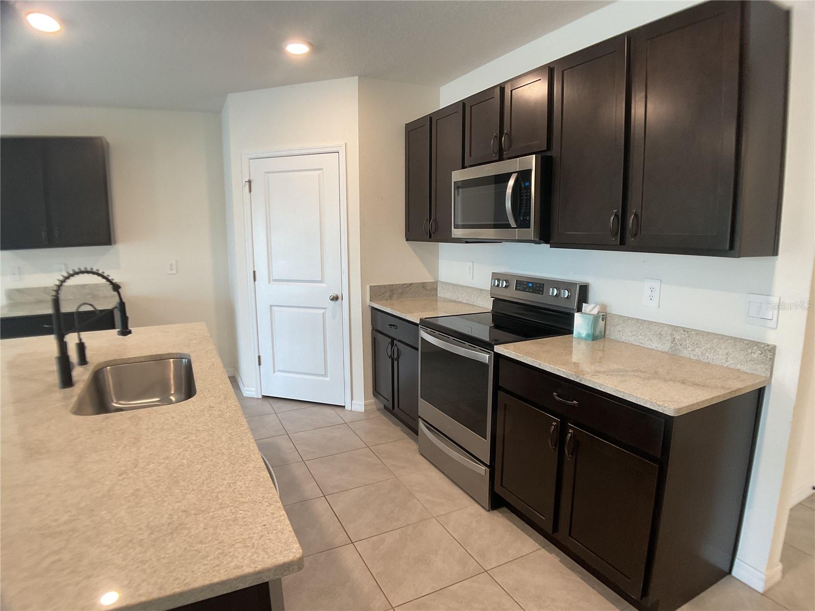 2201 GRAND FLORA TRAIL