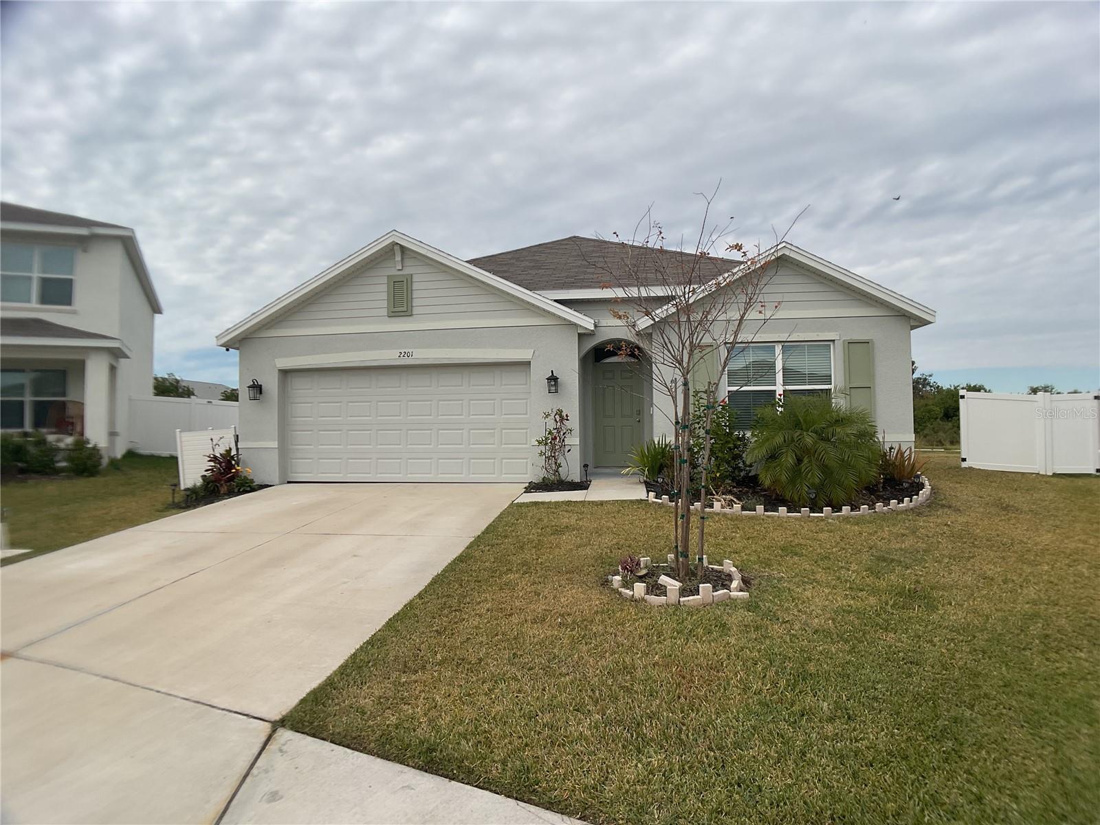 VILLAGES OF GLEN CREEK PH 1B - Residential