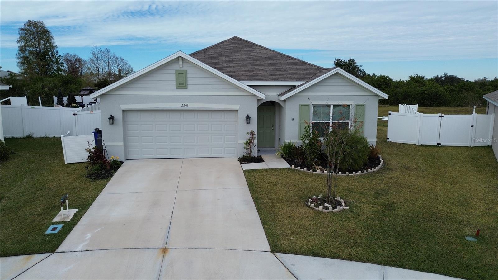 VILLAGES OF GLEN CREEK PH 1B - Residential