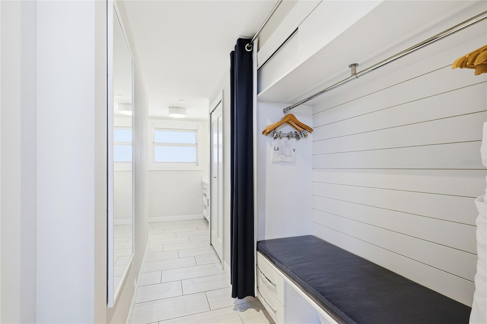 INN ON THE BEACH PH III - Residential