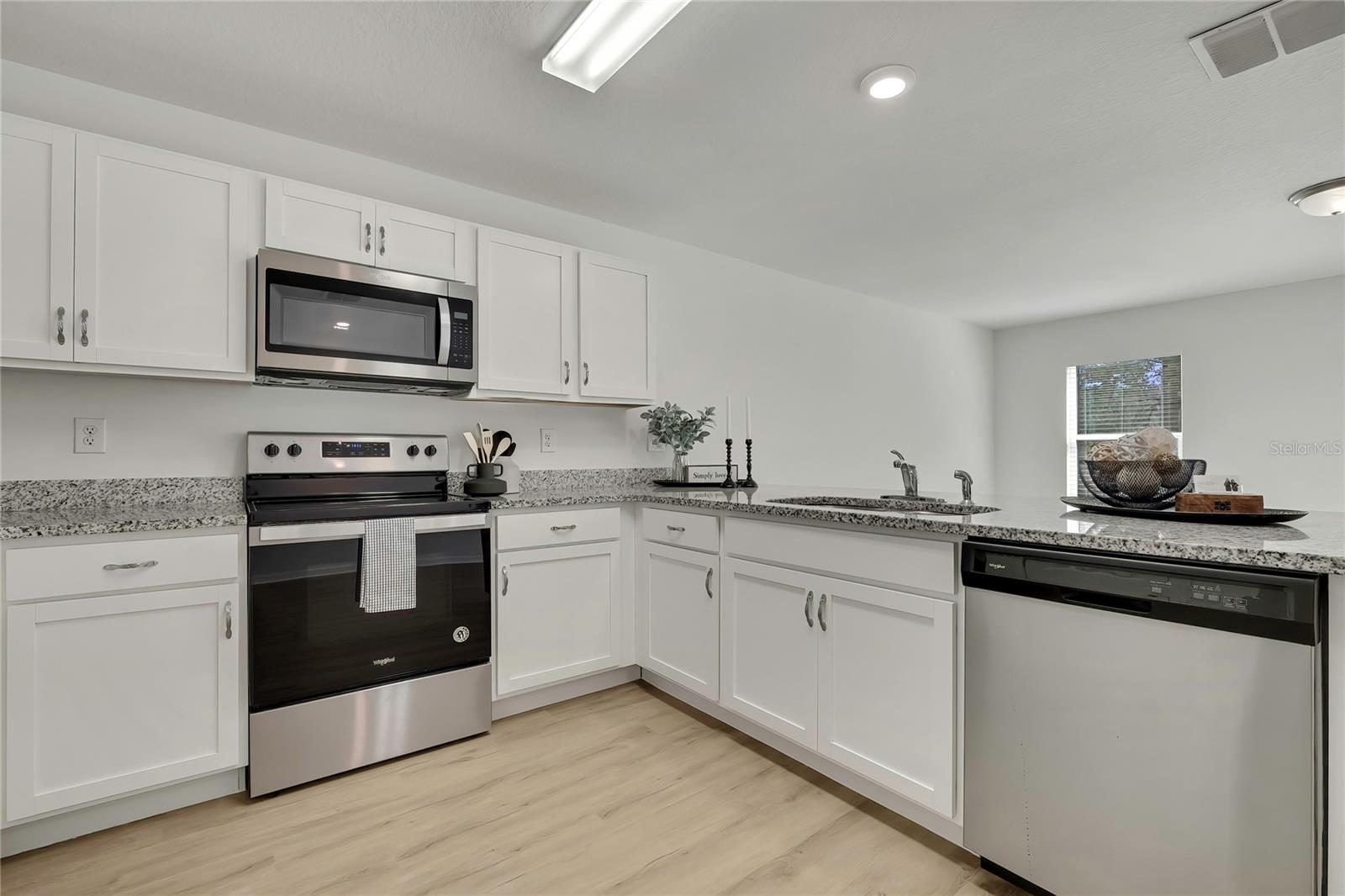 SPRING HILL - Residential