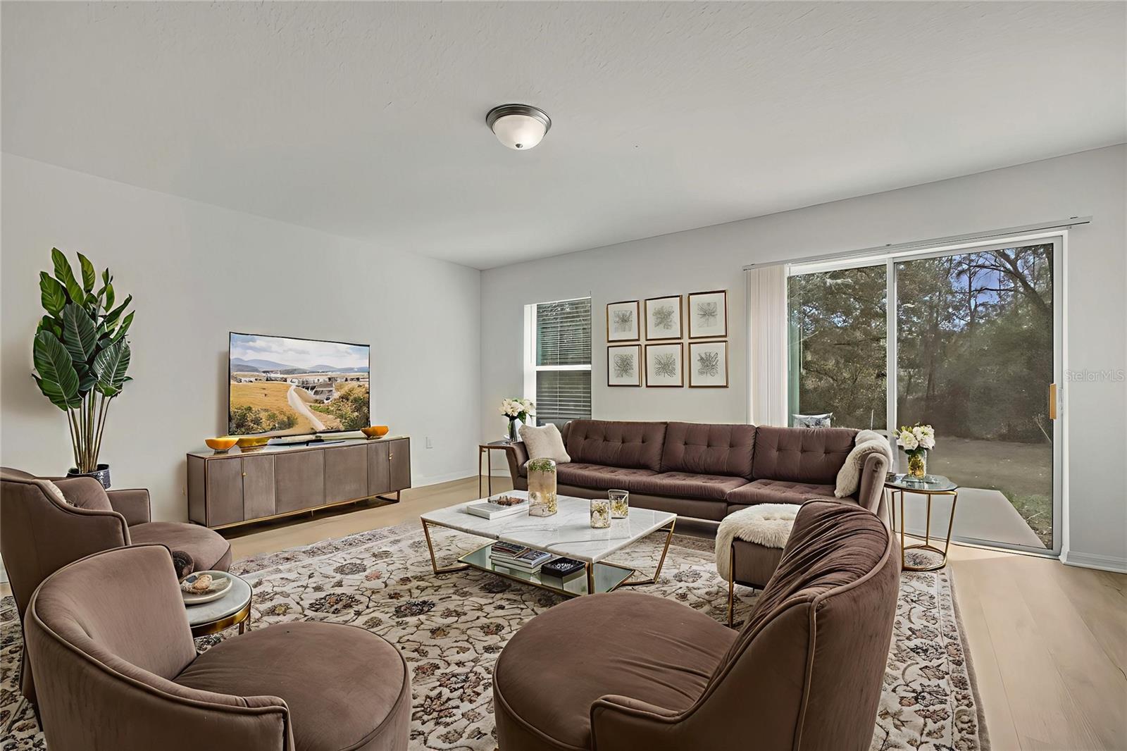 SPRING HILL - Residential