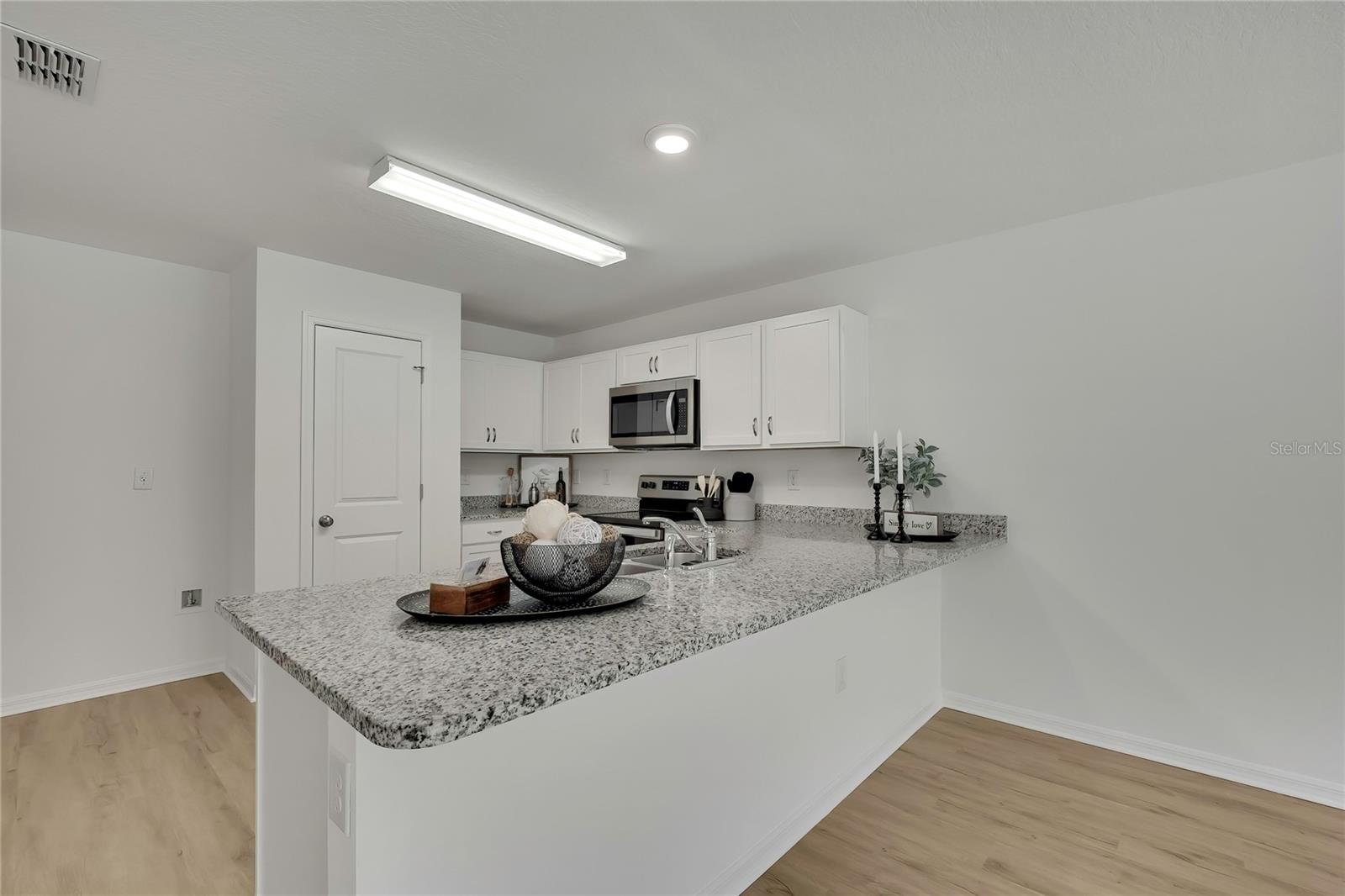 SPRING HILL - Residential