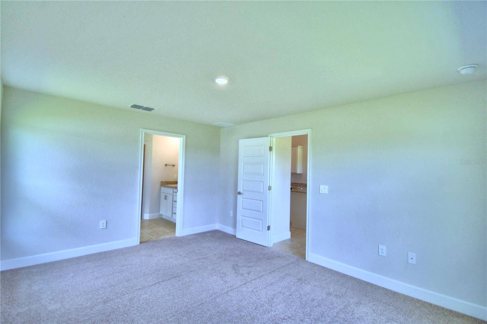 CADENCE CROSSING - Residential