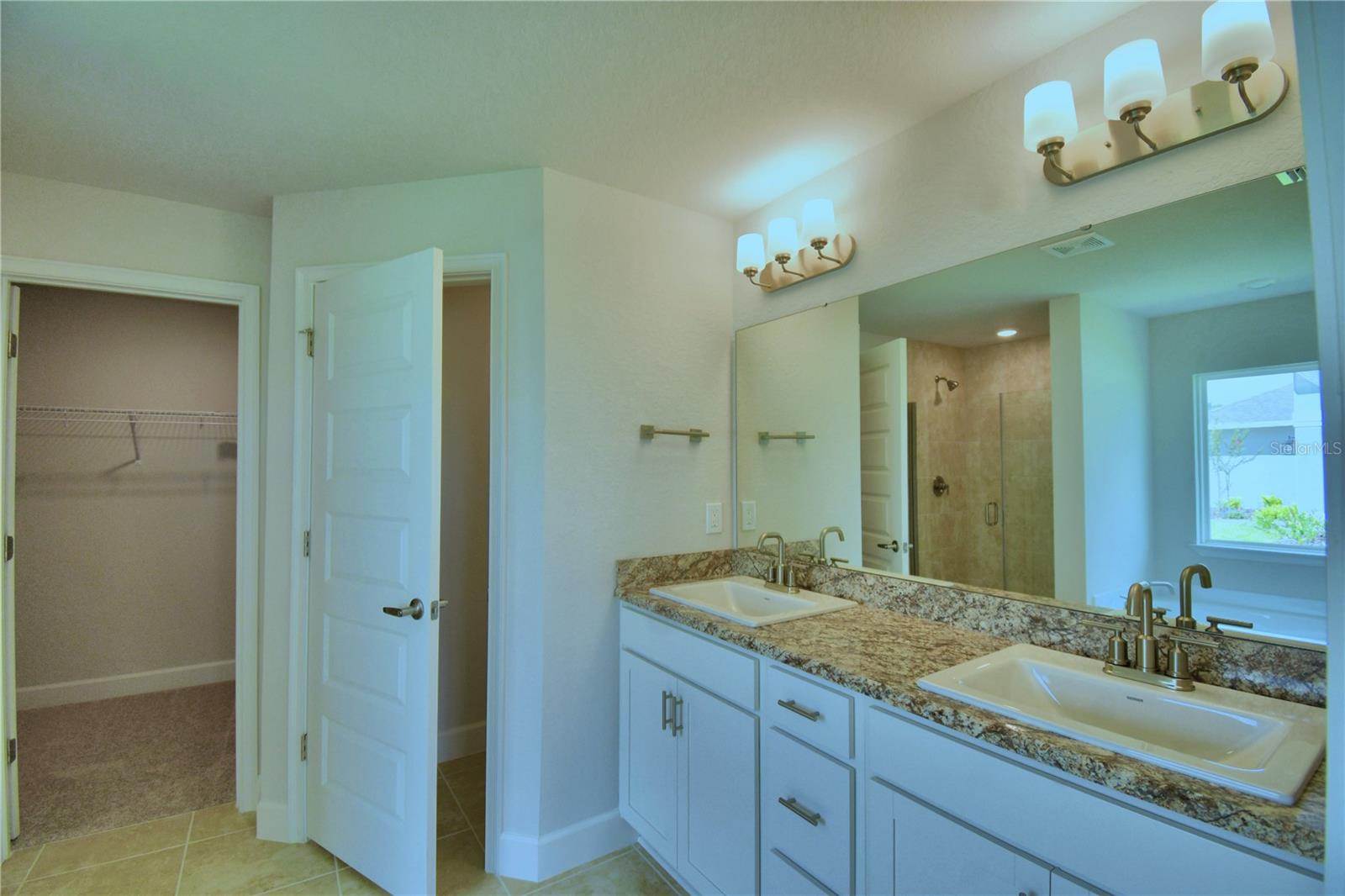 CADENCE CROSSING - Residential