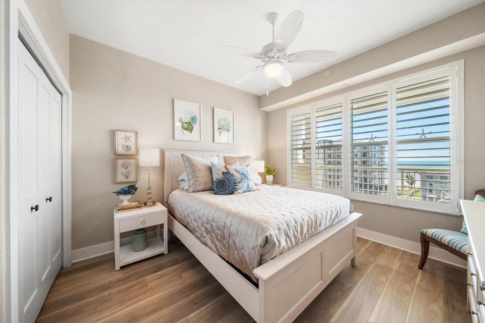 DOLPHIN KEY CONDO - Residential