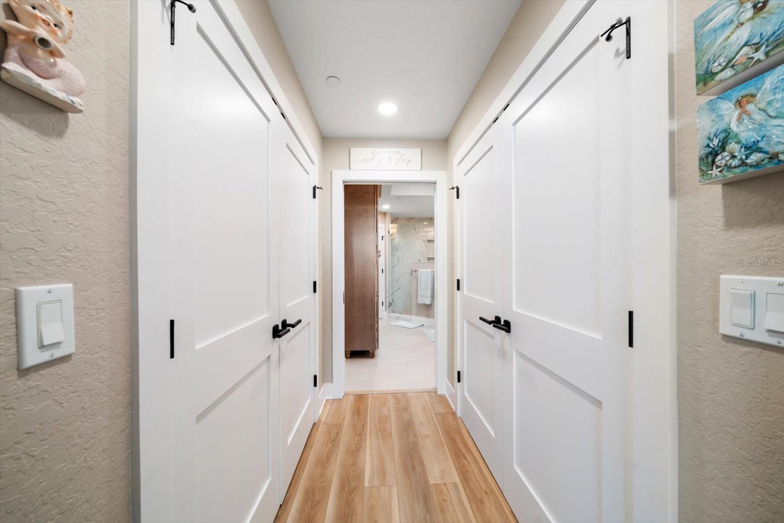 DOLPHIN KEY CONDO - Residential