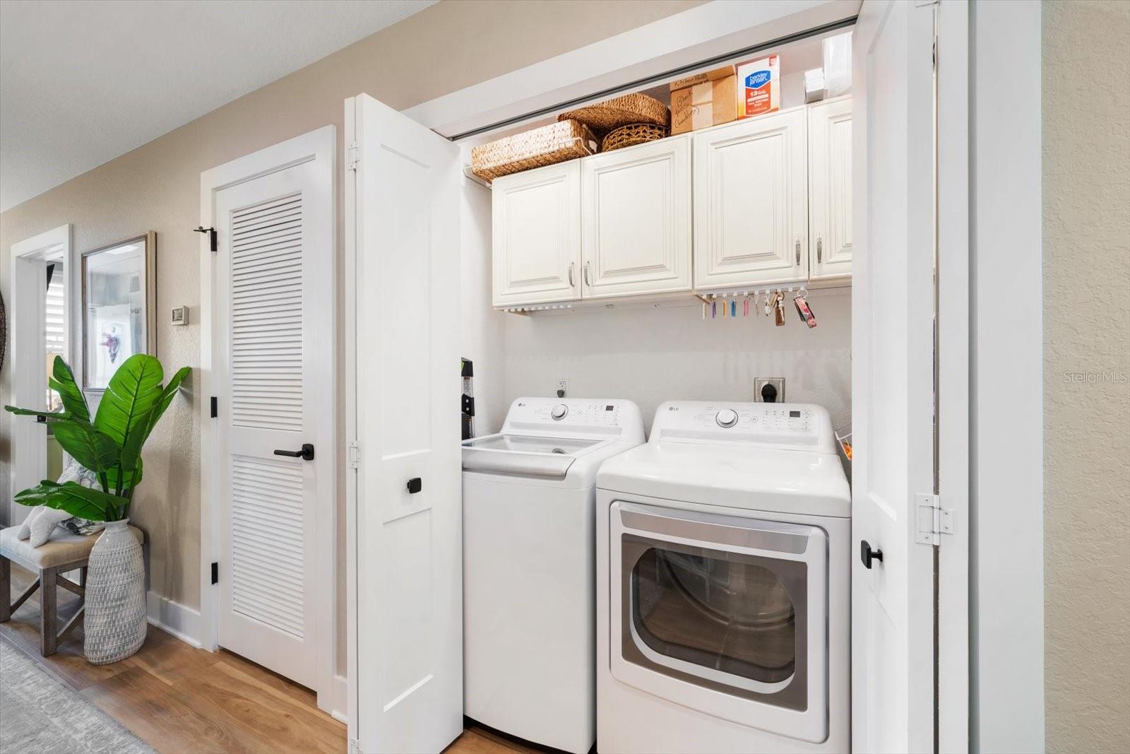 DOLPHIN KEY CONDO - Residential