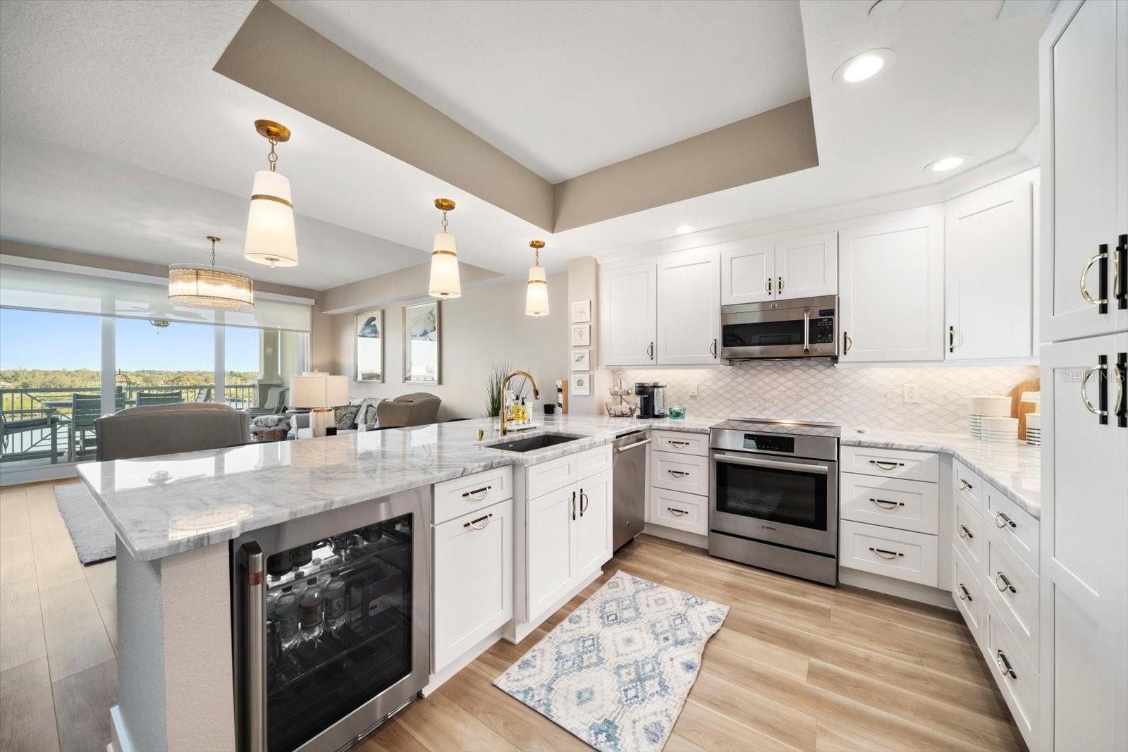 DOLPHIN KEY CONDO - Residential