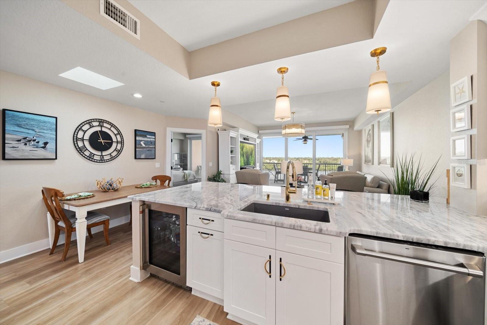 DOLPHIN KEY CONDO - Residential