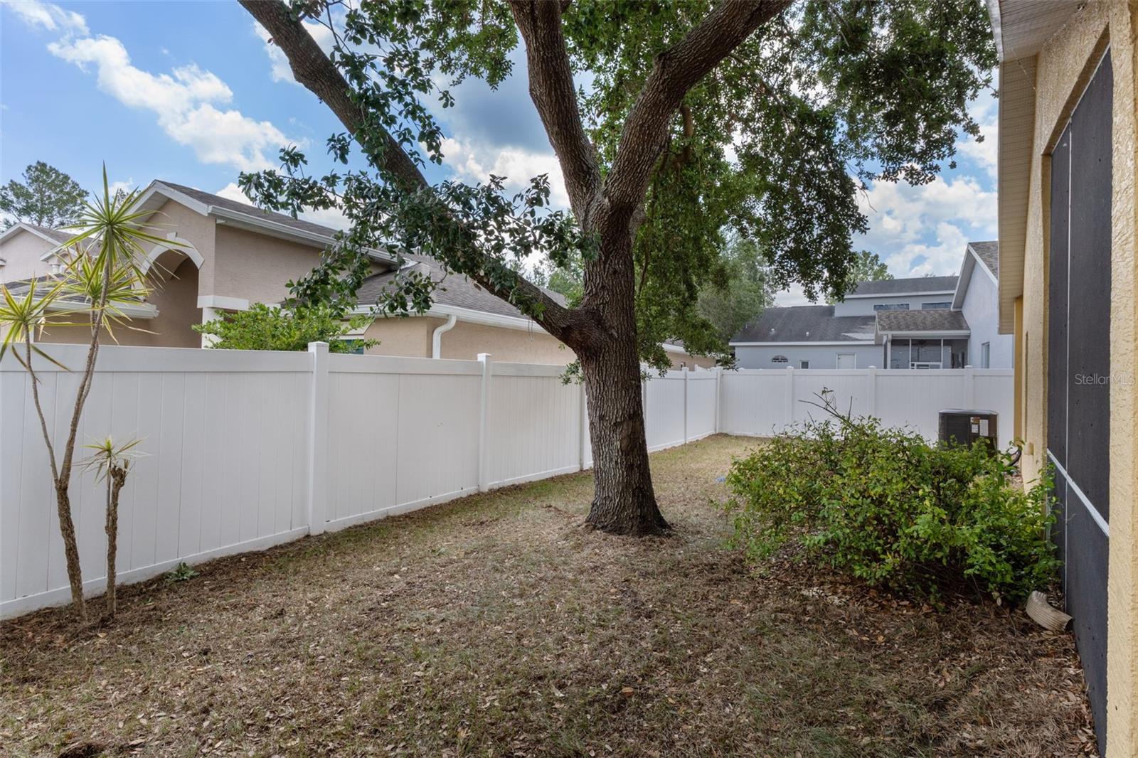 WINDSOR PLACE AT RIVER RIDGE - Residential