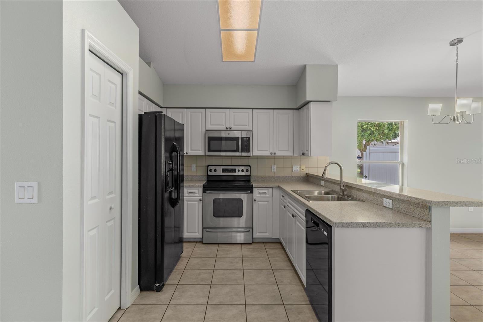 WINDSOR PLACE AT RIVER RIDGE - Residential