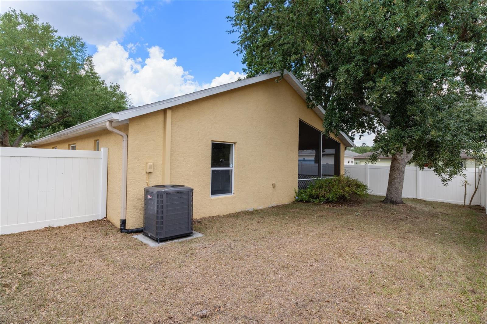 WINDSOR PLACE AT RIVER RIDGE - Residential