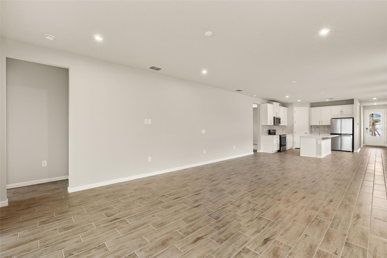 SUNSTONE AT WELLEN PARK - Residential