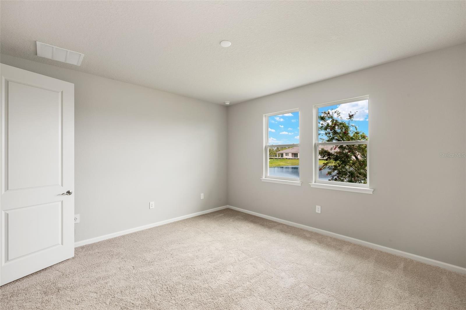 SUNSTONE AT WELLEN PARK - Residential