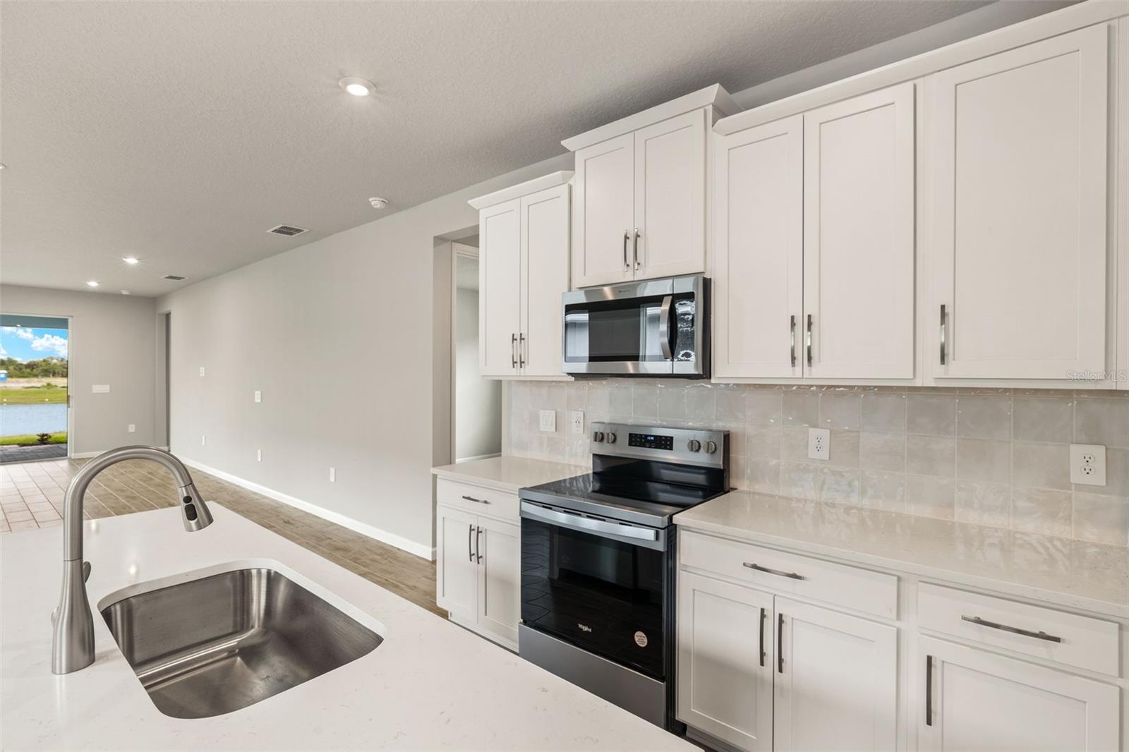 SUNSTONE AT WELLEN PARK - Residential