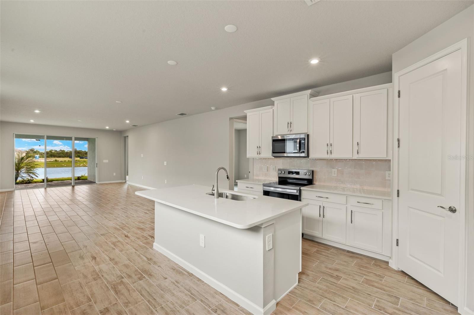 SUNSTONE AT WELLEN PARK - Residential