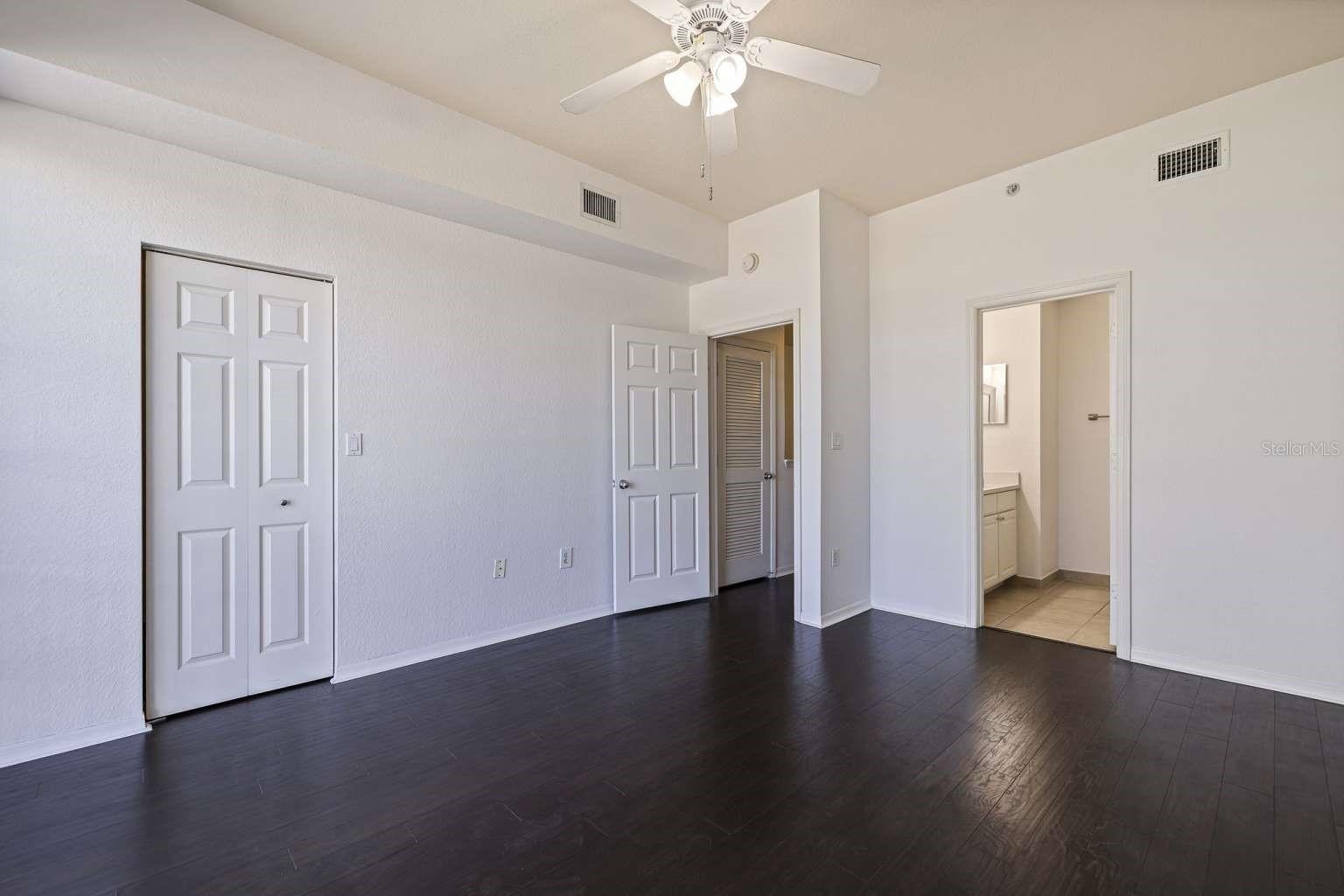 87I | CORDOBA AT BEACH PARK A CONDOMINIUM - Residential