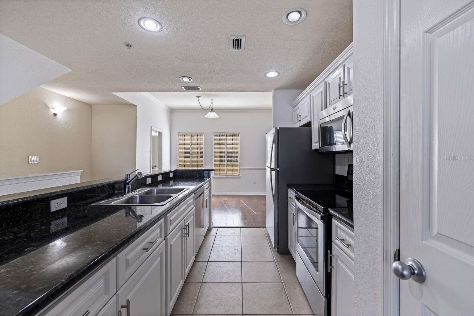 87I | CORDOBA AT BEACH PARK A CONDOMINIUM - Residential