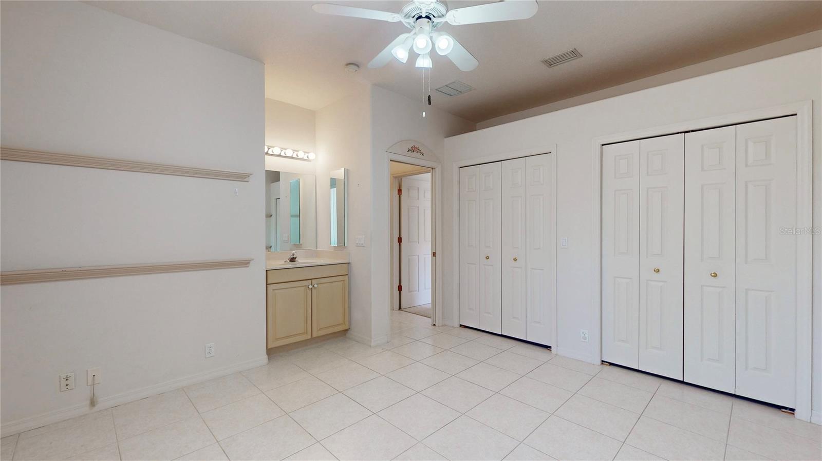 RAINBOW SPGS COUNTRY CLUB ESTATE - Residential