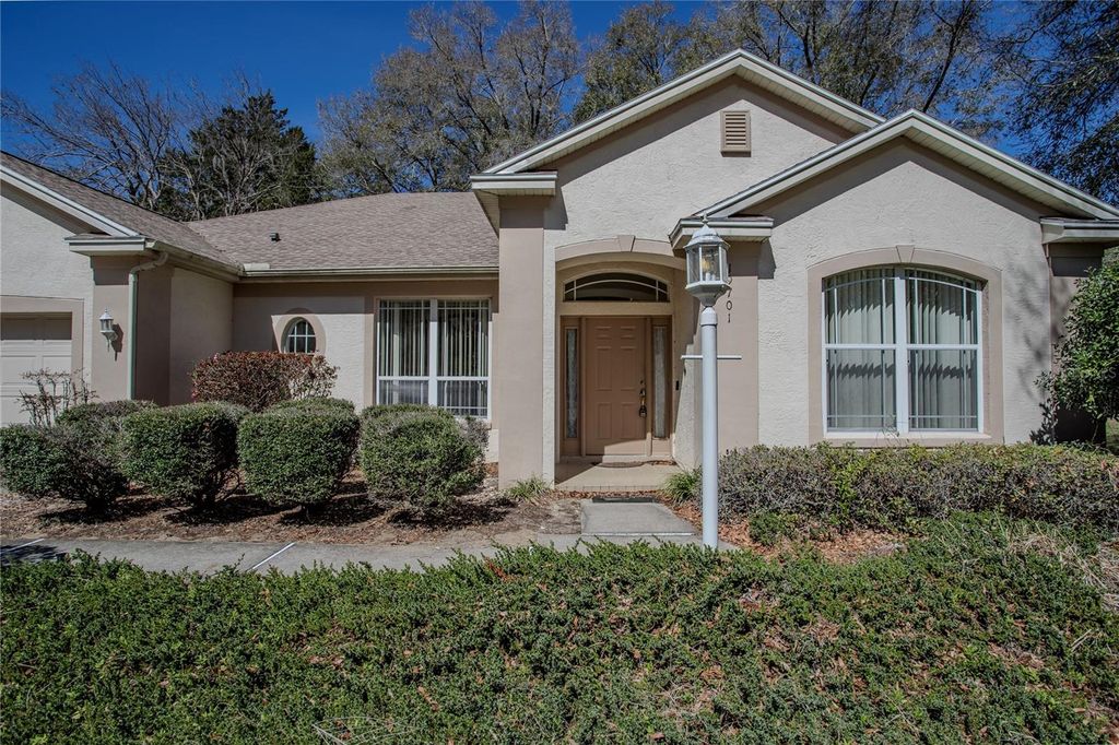 Photo of 19701 SW 93rd Place, Dunnellon, FL 34432 (MLS # G5108376)