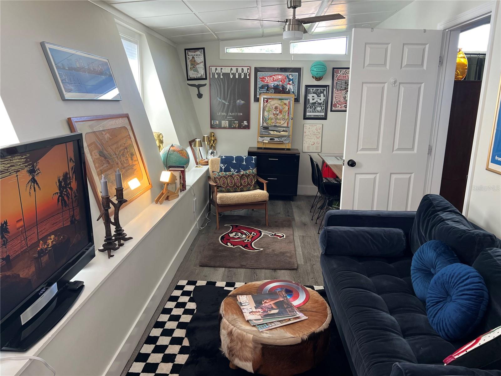 BAYSHORE GARDENS SEC 2 - Residential