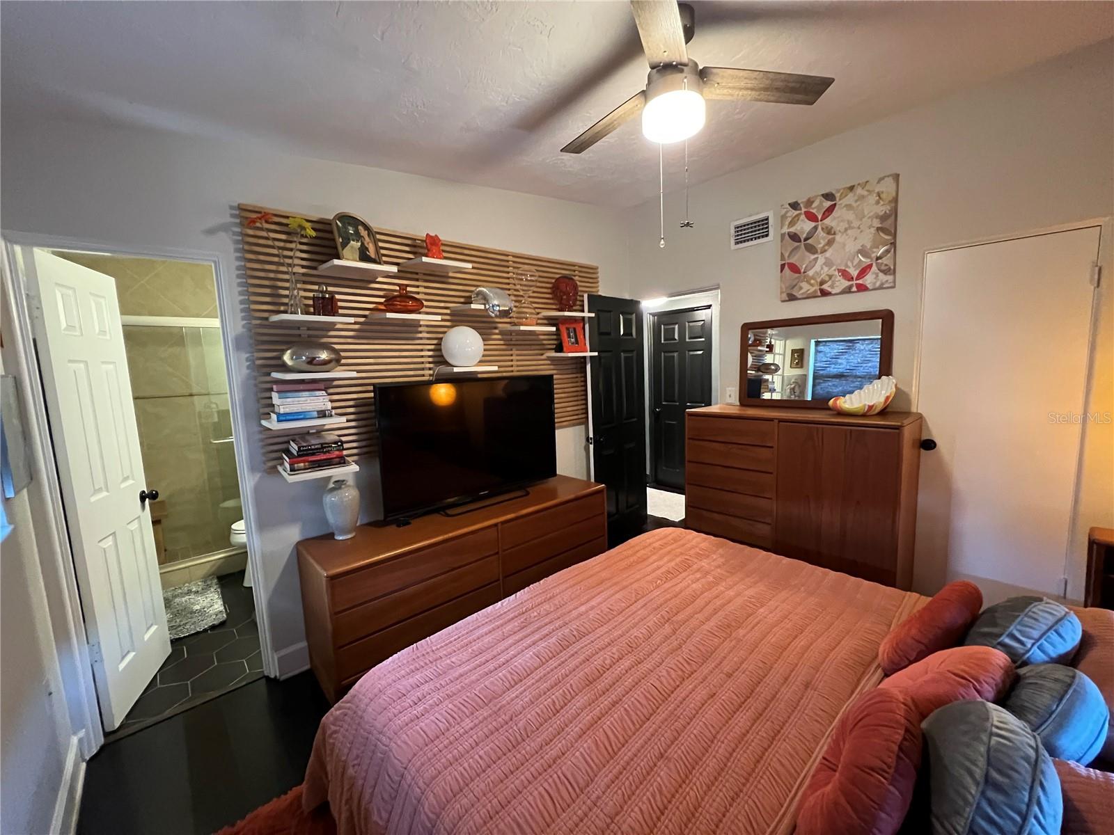 BAYSHORE GARDENS SEC 2 - Residential