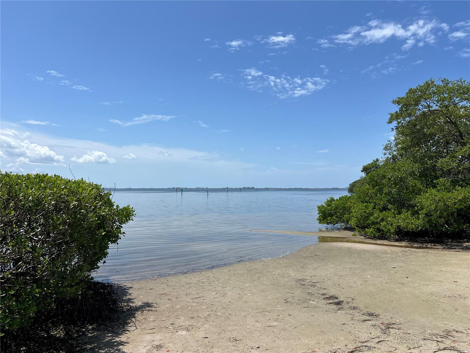 BAYSHORE GARDENS SEC 2 - Residential