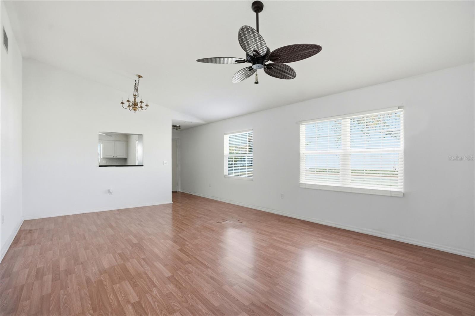 WEDGEWOOD MANOR PH 01 02 - Residential