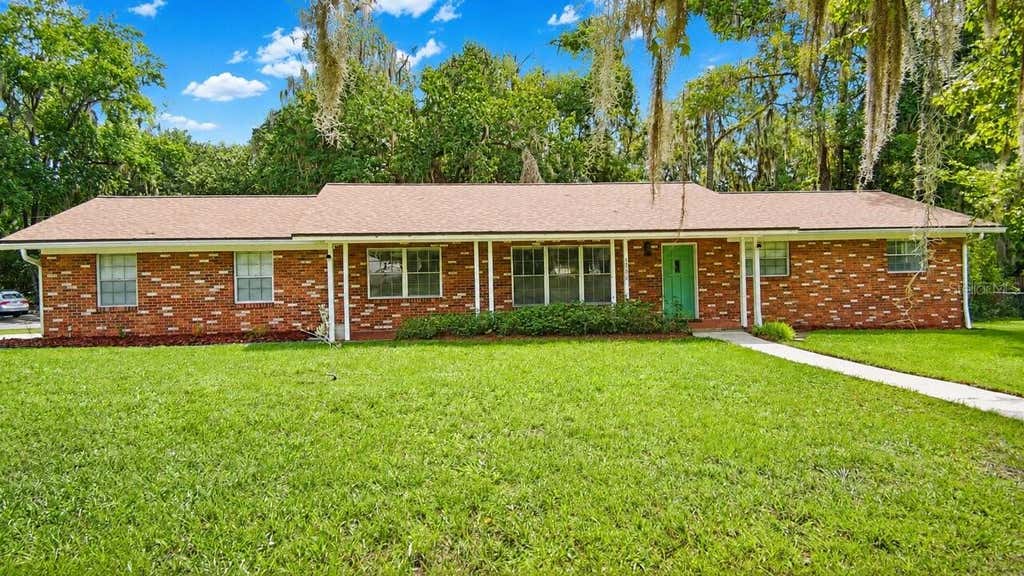 Photo of 1705 NW 21st Street, Gainesville, FL 32605 (MLS # GC542902)