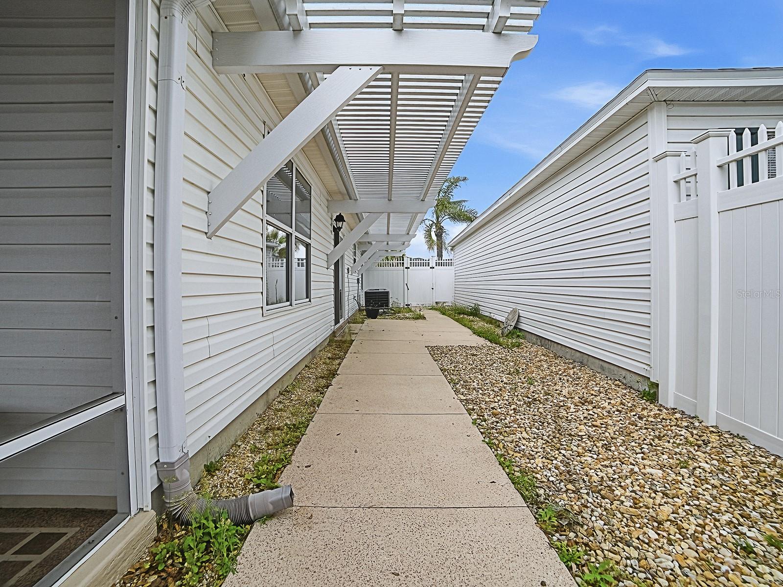 VILLAGES/MARION VILLAS/VILLAS OF MORNINGVIEW - Residential