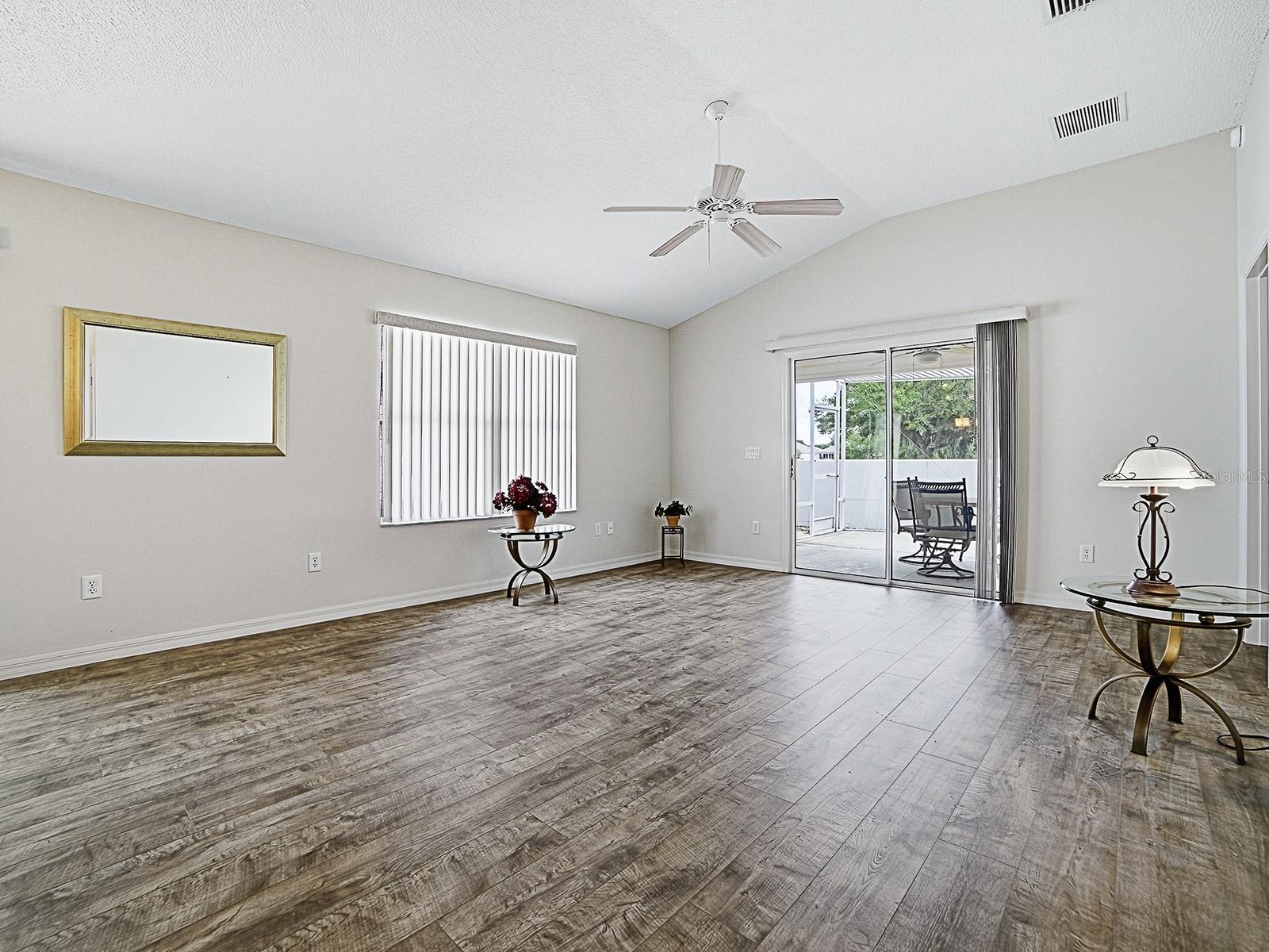 VILLAGES/MARION VILLAS/VILLAS OF MORNINGVIEW - Residential