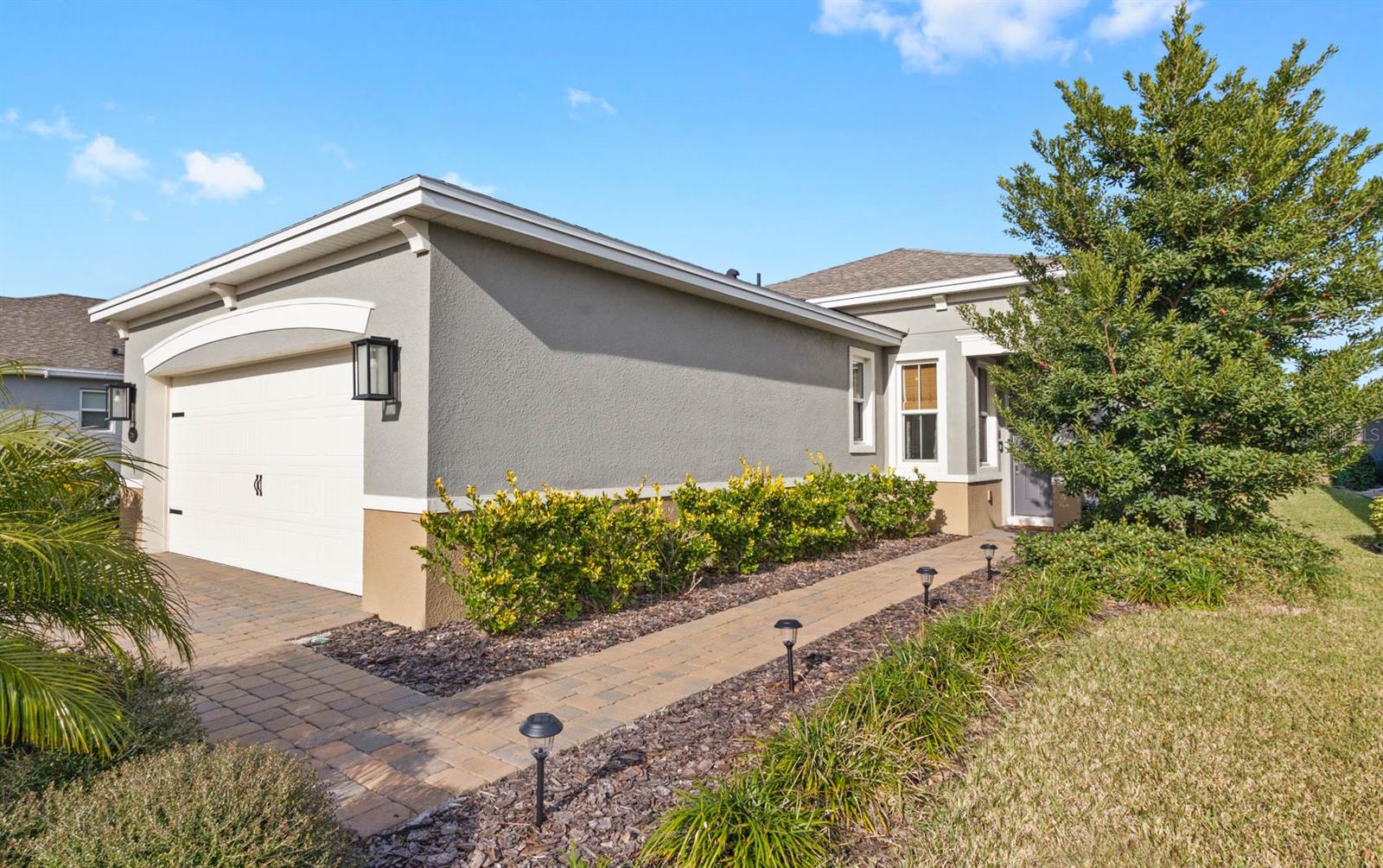 255 NORTHCOTE COURT