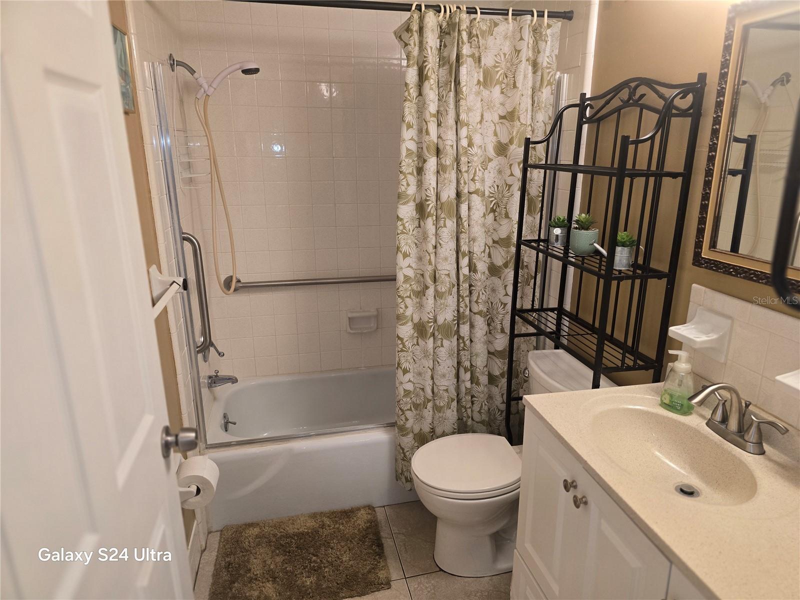 VILLA VALENCIA GARDEN CONDO - Residential